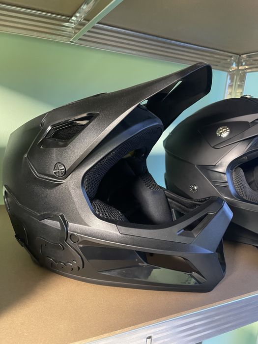 Kask cross na enduro, quad ,hulajnoga,bmx,rower