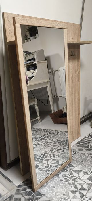 Przedpokój wieszak szafka lustro