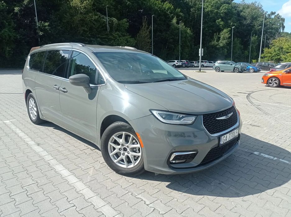 Chrysler Pacifica Touring L, Bezwypadkowy, zarejestrowany w PL