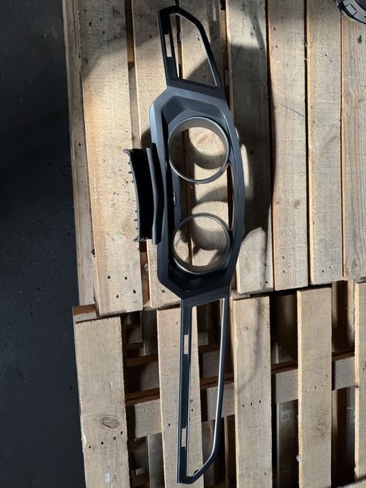 Рамка консолі, панель приладів Tiguan 2017, 5NN857059