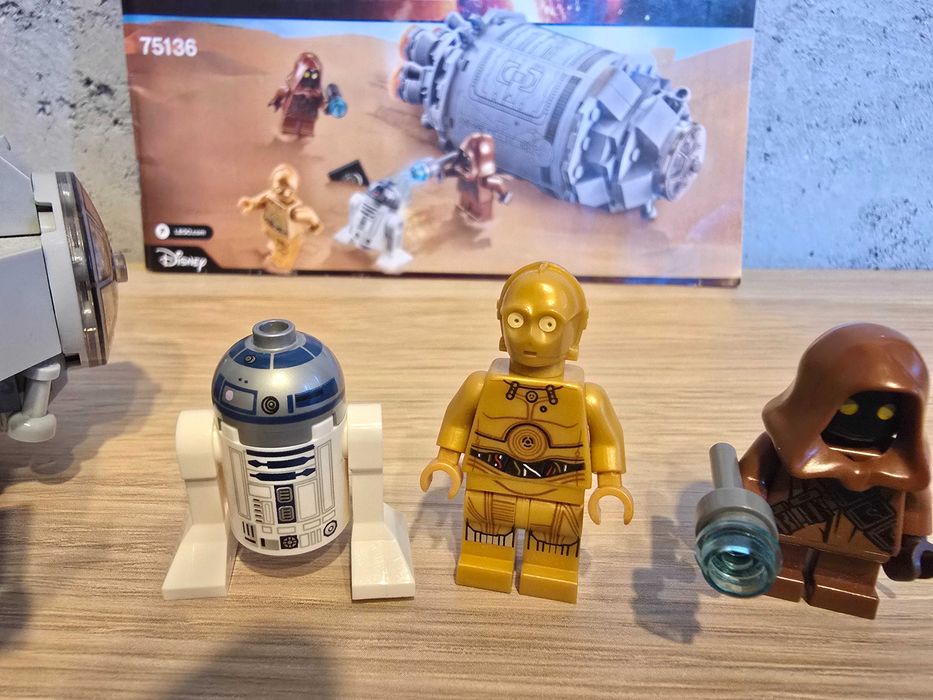LEGO 75136 Star Wars Kapsuła ratunkowa Droida™