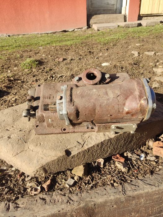 Запчастини.              .