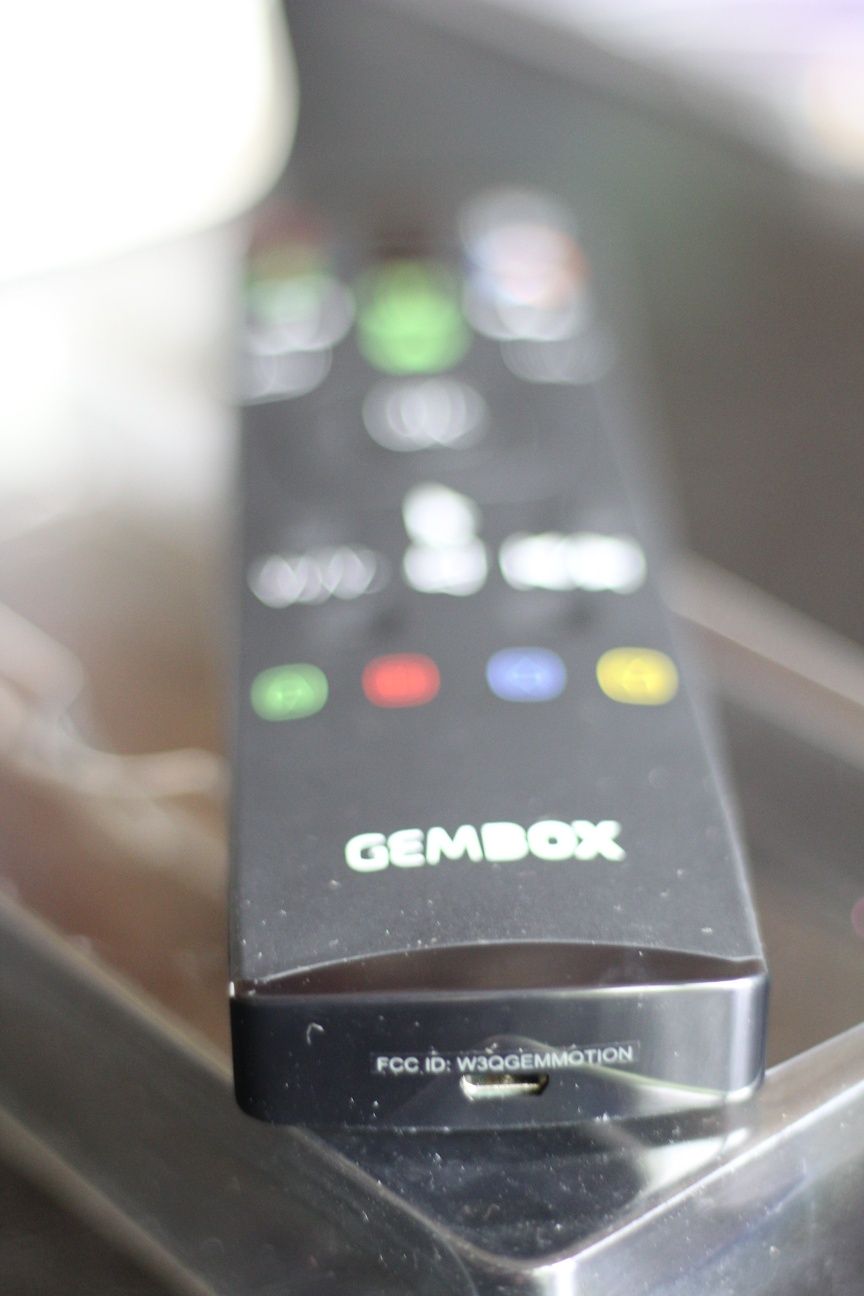 Comando Bluetooth Emtec Gemmotion para Gem Box novo