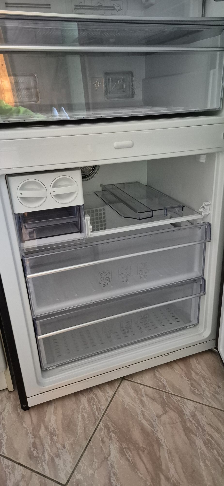 Beko Cne520EE0ZGB
