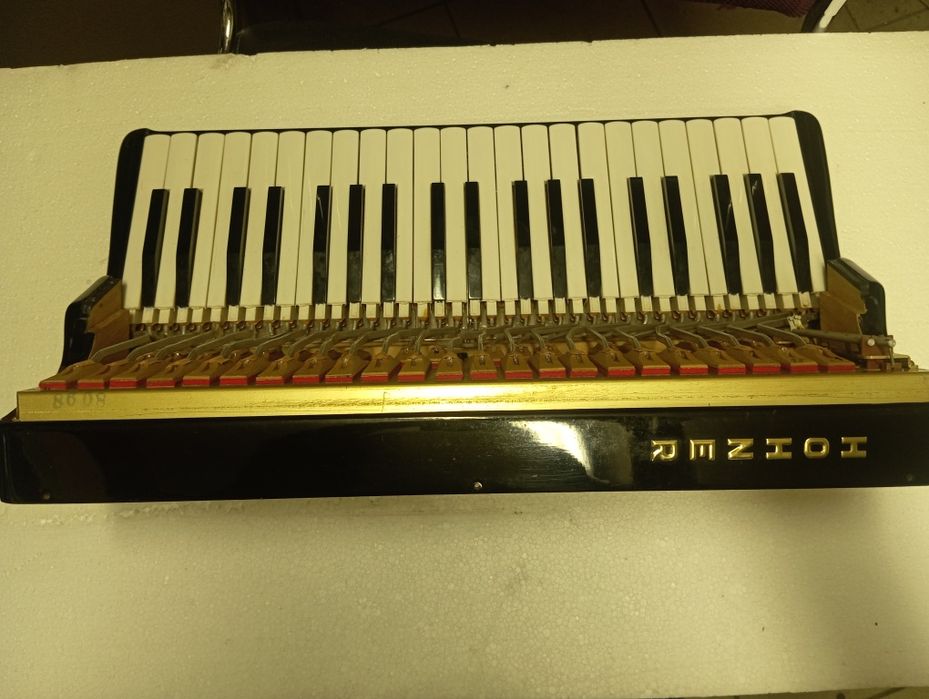 Akordeon hohner verdi v