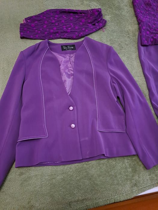 Костюм-трійка жіночий зі спідницею розмір 50