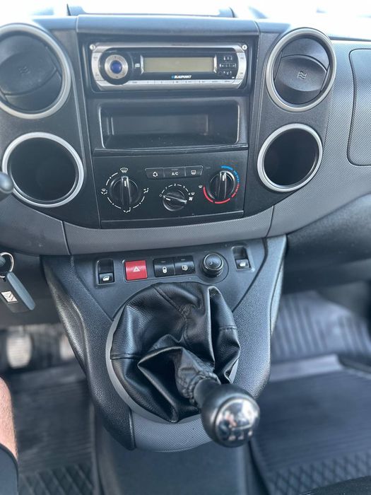 Сітроен берлінго Citroen Berlingo пасажир, Peugeot partner