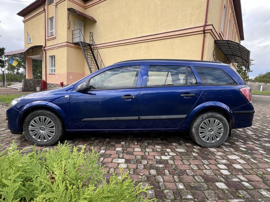 Продам Opel Astra H