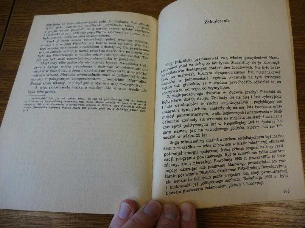 U Źródeł Obozu Belwederskiego - Andrzej Garlicki