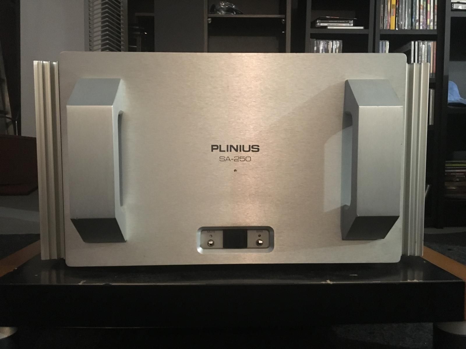 Power Amplifier - Amplificador de Potência  Plinius SA-250 MK IV