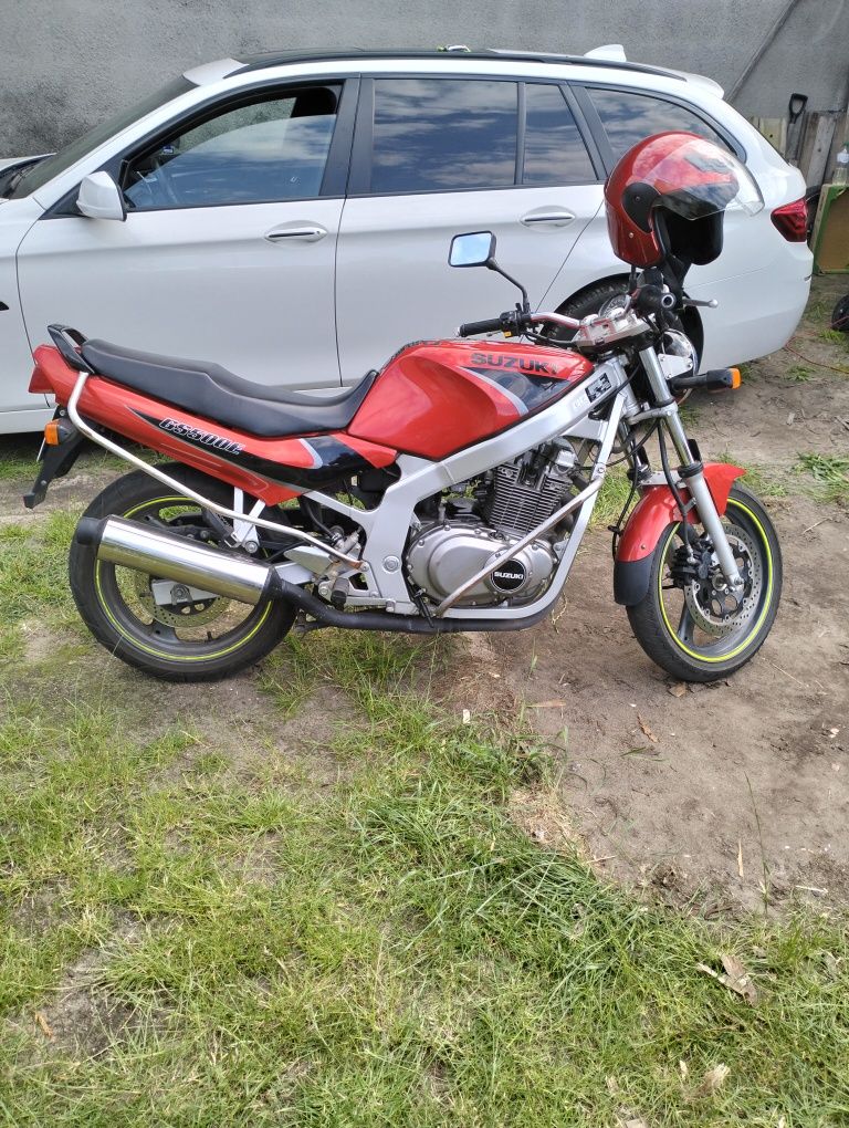 motor Suzuki GS500E