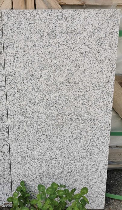 Płytki granitowe G603 30,5 x 30,5 x 1 polerowane