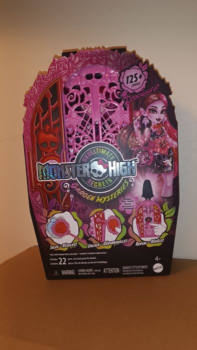Монстер Хай Дракулаура Skulltimate Secrets Garden Mysteries