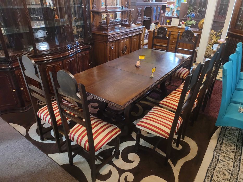 Mesa de sala em madeira - Extensível - muito bom estado geral