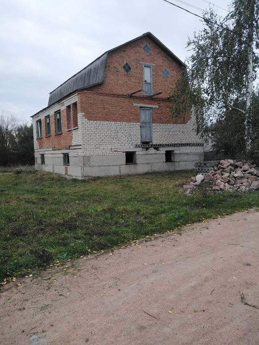 Продам терміново будинок