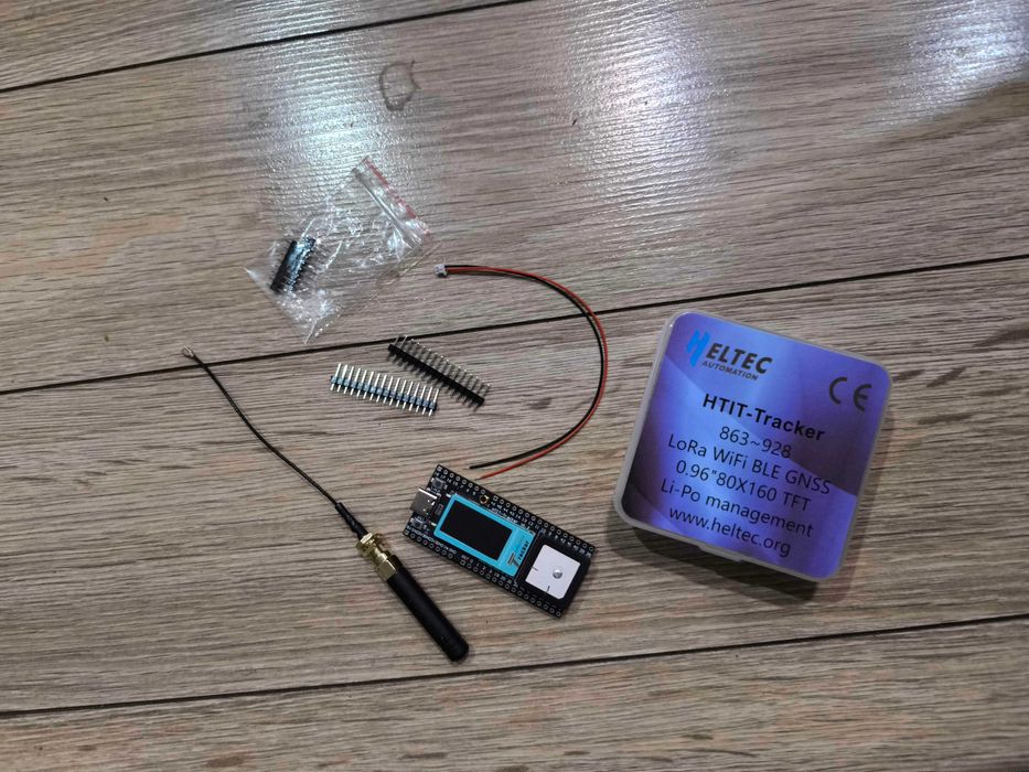 Heltec Wireless Tracker v1.2 868MHz Meshtastic ESP32 SX1262 GPS LoRa