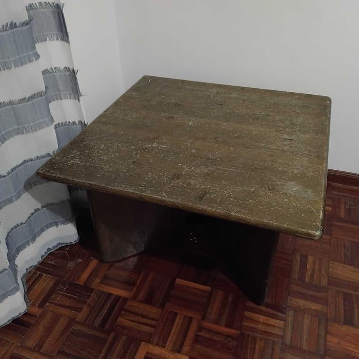 Mesa rustica verde