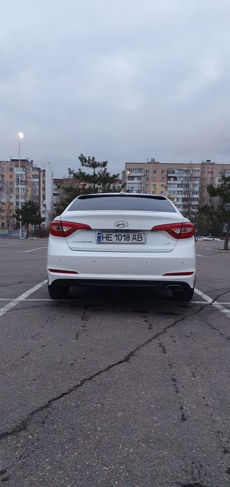 Продам Hyundai Sonata LF Lpi