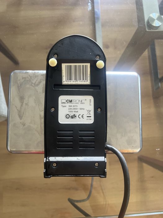 Maquina waffles 220V
