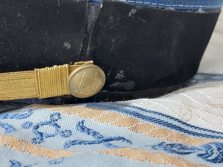 Antigo bone militar GF