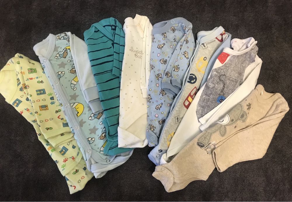 Пакет речей на хлопчика 0-3 міс. Комплект речей в роддом