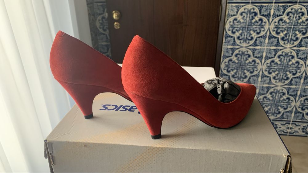 Lote de sapatos vermelho salto 38