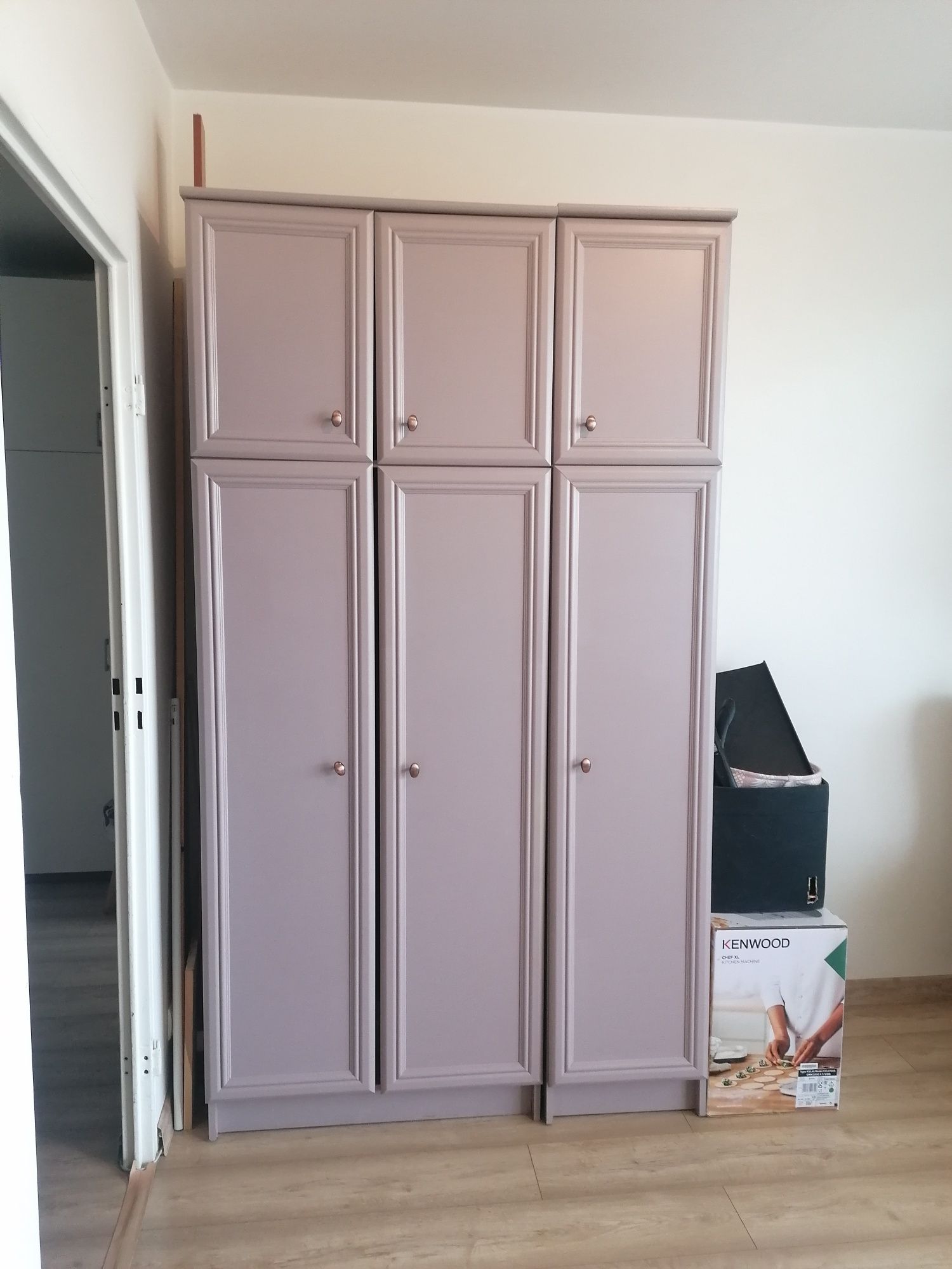 Dwie szafy z drążkiem i półką 80cm i 40cm oddam za darmo