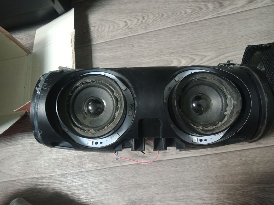 Продам колонку JBL
