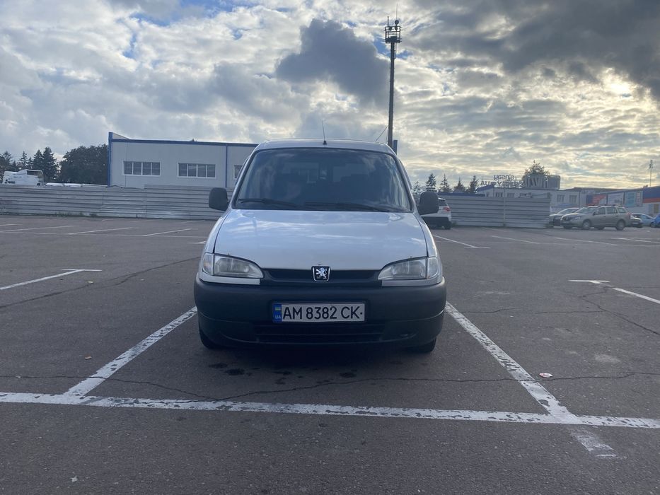 Продам пежо партнер