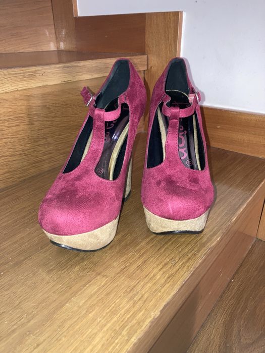 Sapatos compensados