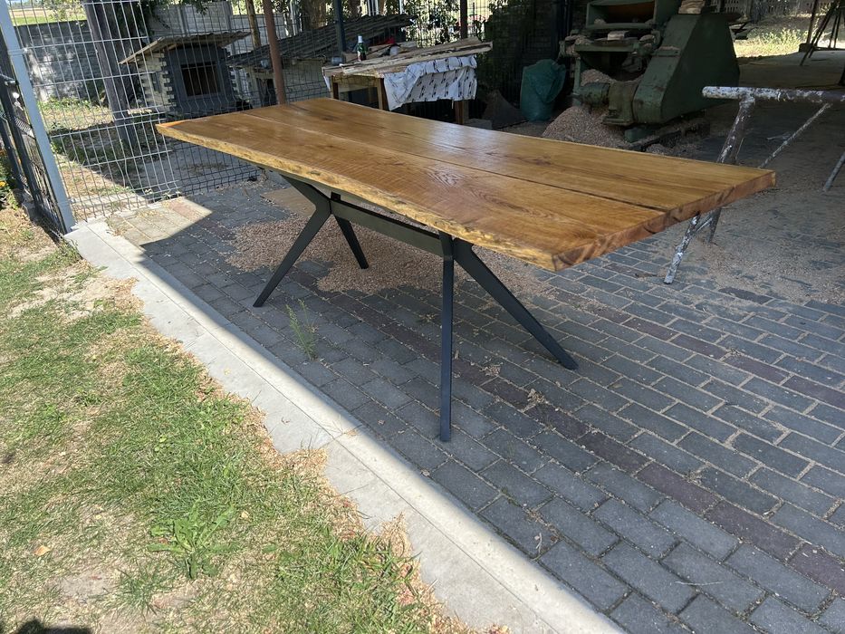 Stół dębowy 3.5cm grubosci 231 cm dlugi nogi metal
