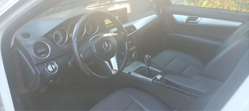 Mercedes benz C220