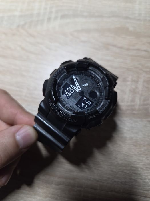 Casio g-shock ga-100