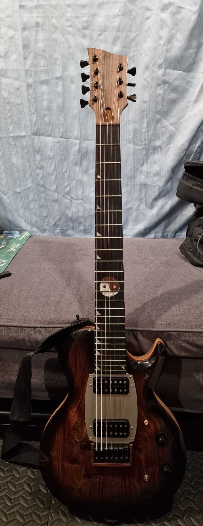 Guitarra Elétrica Les Paul de 7 cordas