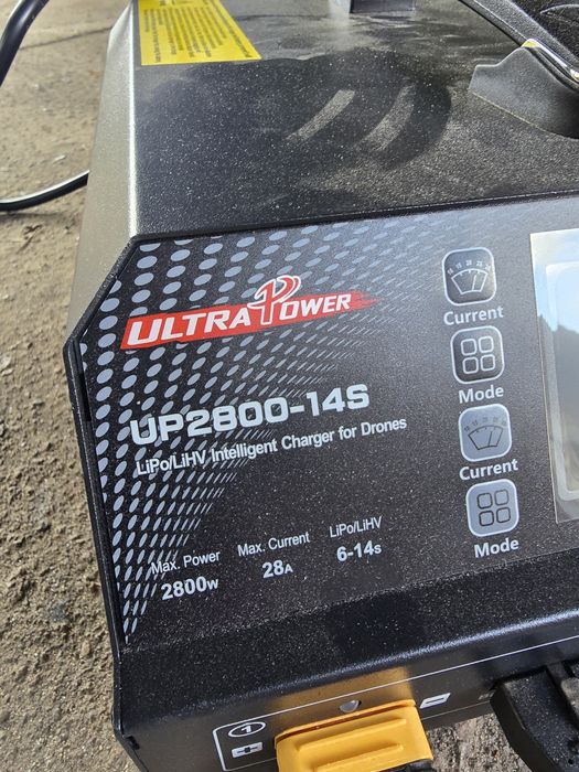 Зарядна станція UP2800-14s ( для LiPo / LiHV )
