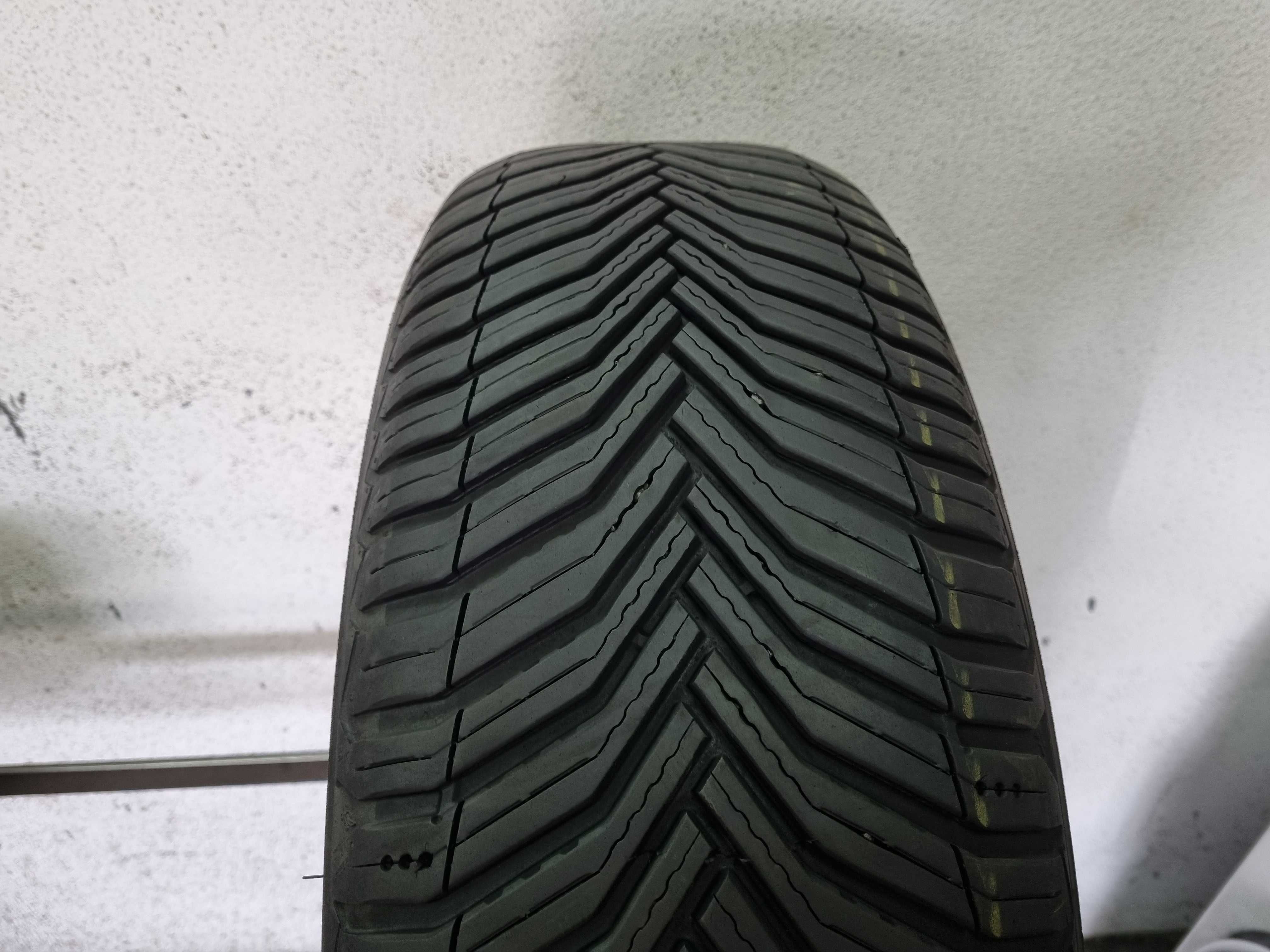 235/65/17 108W Michelin CrossClimate 2 SUV D.2924