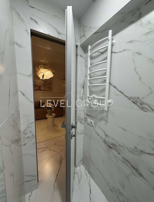 Продаж Київ, Шевченківський район, Берестейський проспект, 7б