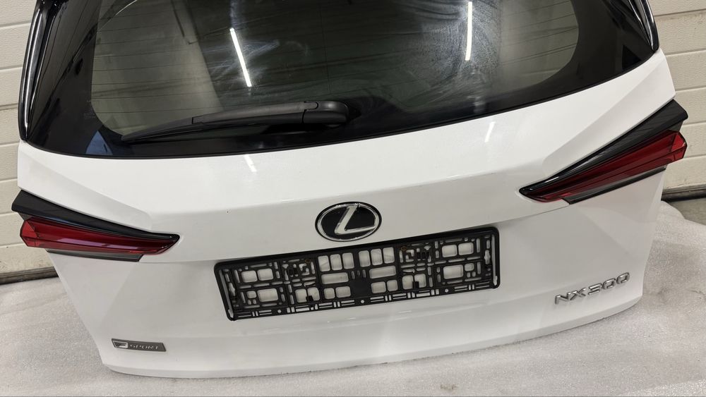 Кришка багажника Lexus NX рестайлінг  (оригінал)