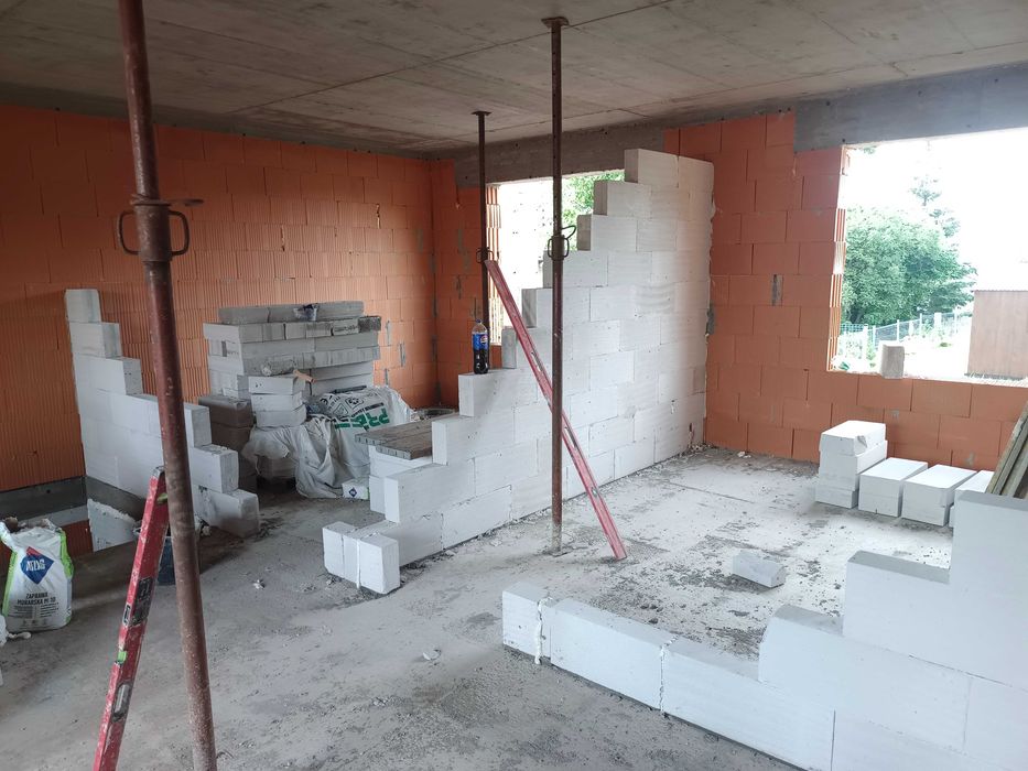 Usługi budowlane  – fundamenty, ogrodzenia, wykończenia
