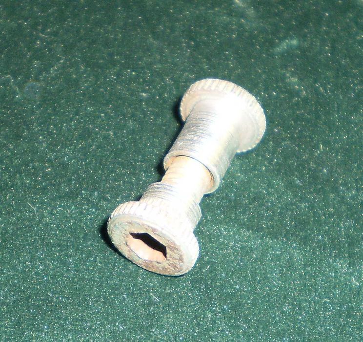 Śruba pod siodło - włoska