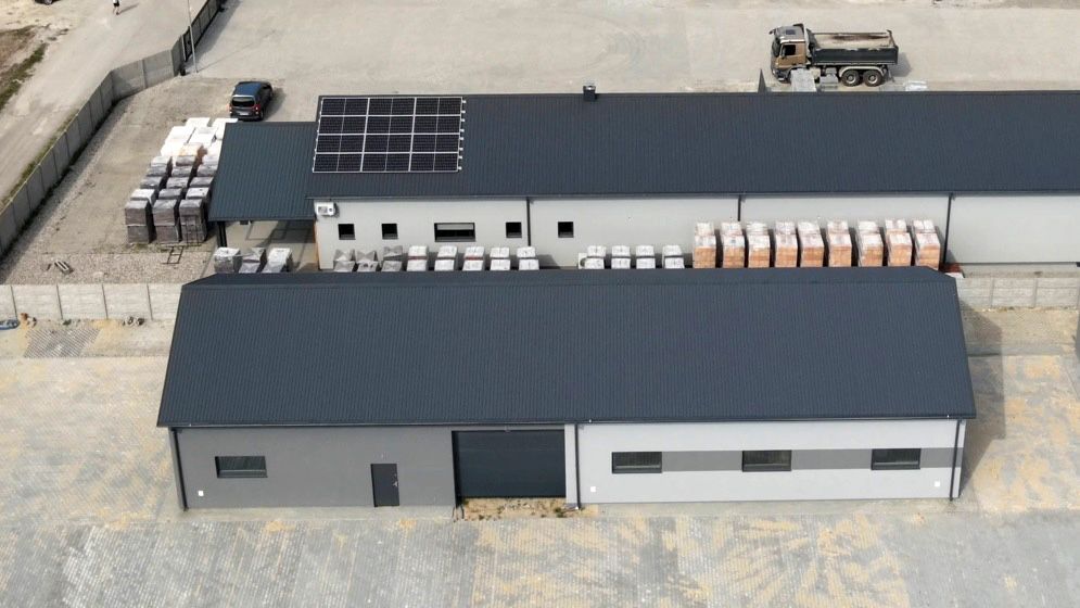 Do wynajęcia hala magazynowa z placem utwardzonym