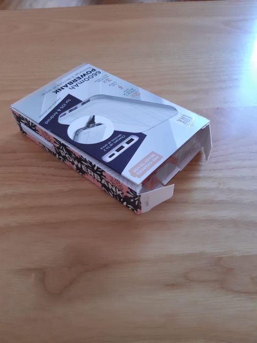 Nowy powerbank 6000 mAh