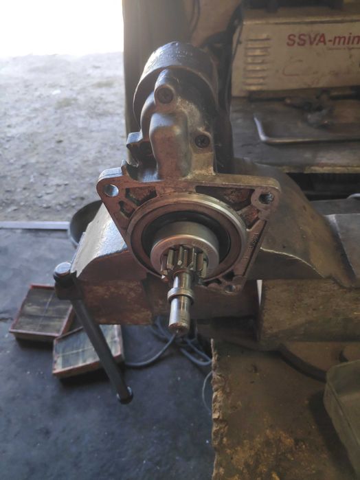 Генератор ВАЗ 2108 ВАЗ 2110 ВАЗ 2170 Приора Калина Granta Нива