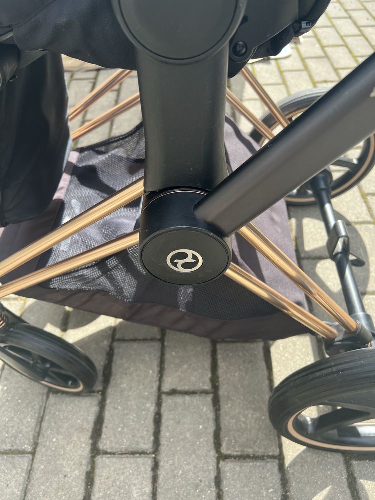 Sprzedam cybex priam 2.0 rose gold deep black spacerówka