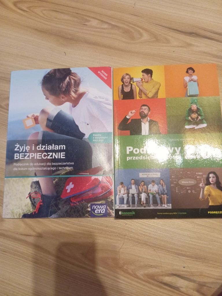 2 podręczniki do EDB i podstaw przedsiębiorczości