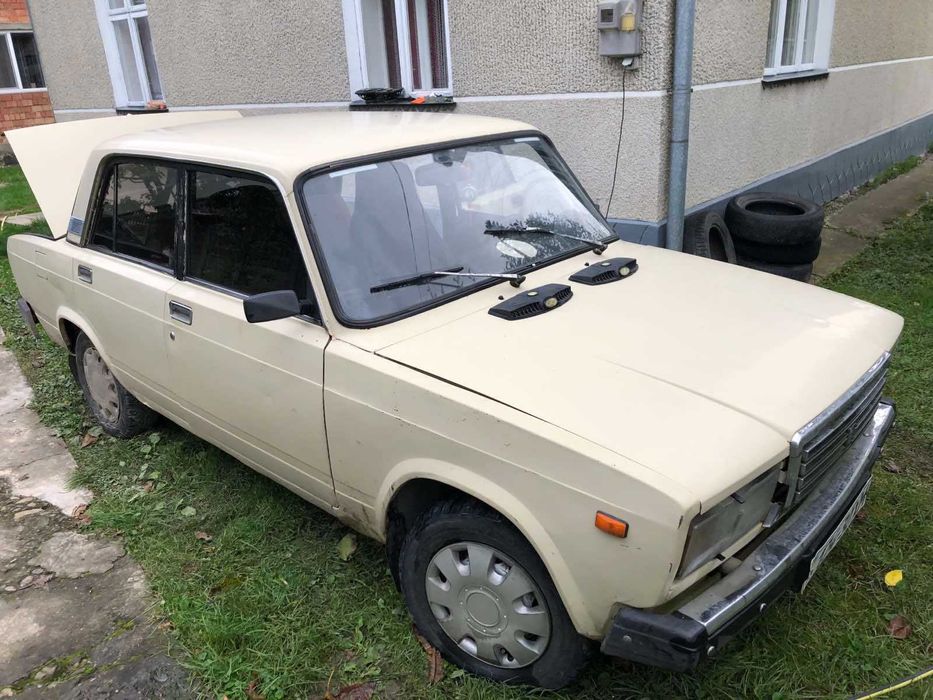 Продам Ваз 2107 на повному ходу