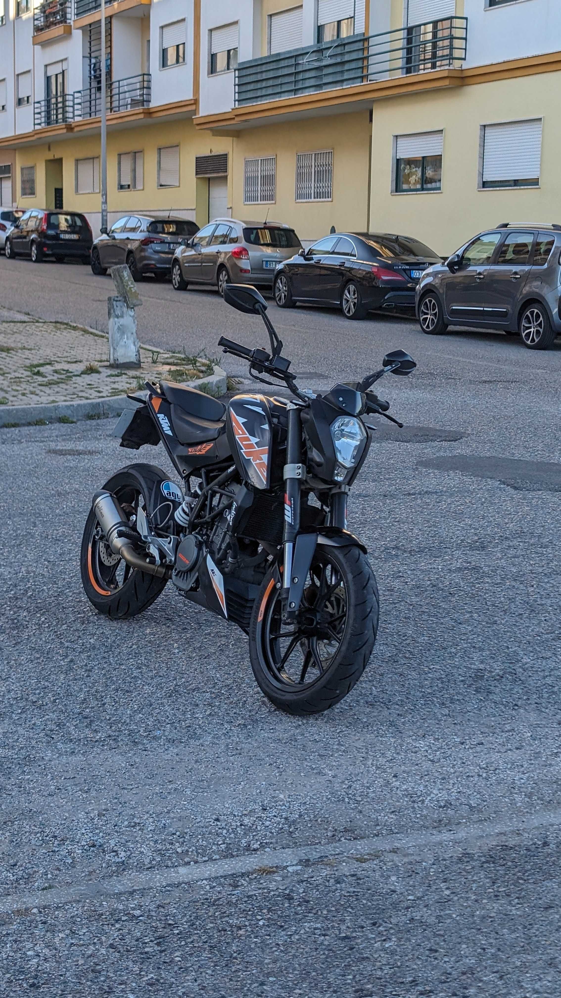 Mota KTM Duke 125