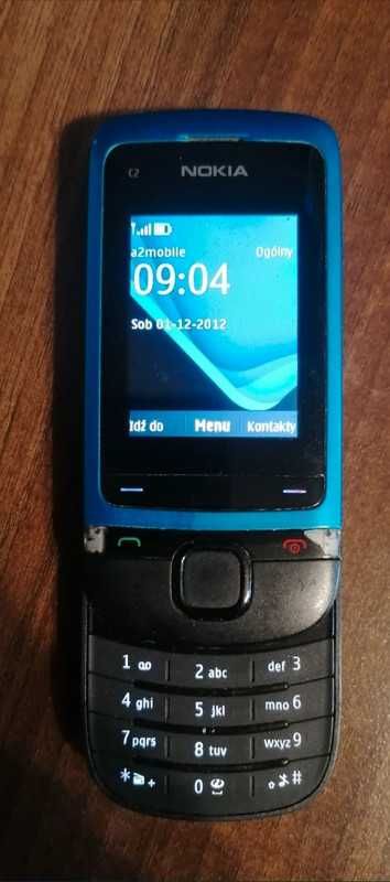 Telefon Nokia C2-05 z orginalną ładowarką.