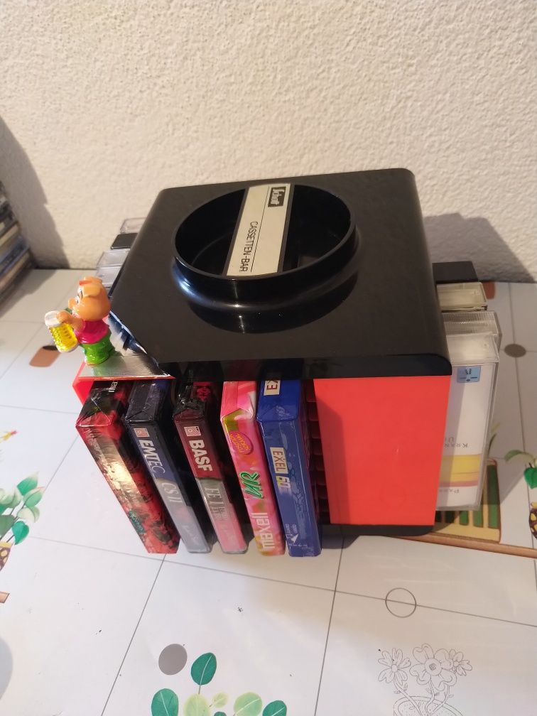 Kasety magnetofonowe pudełko