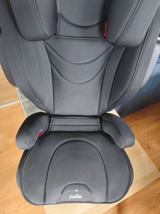 Fotelik Joie Traver 15-36kg